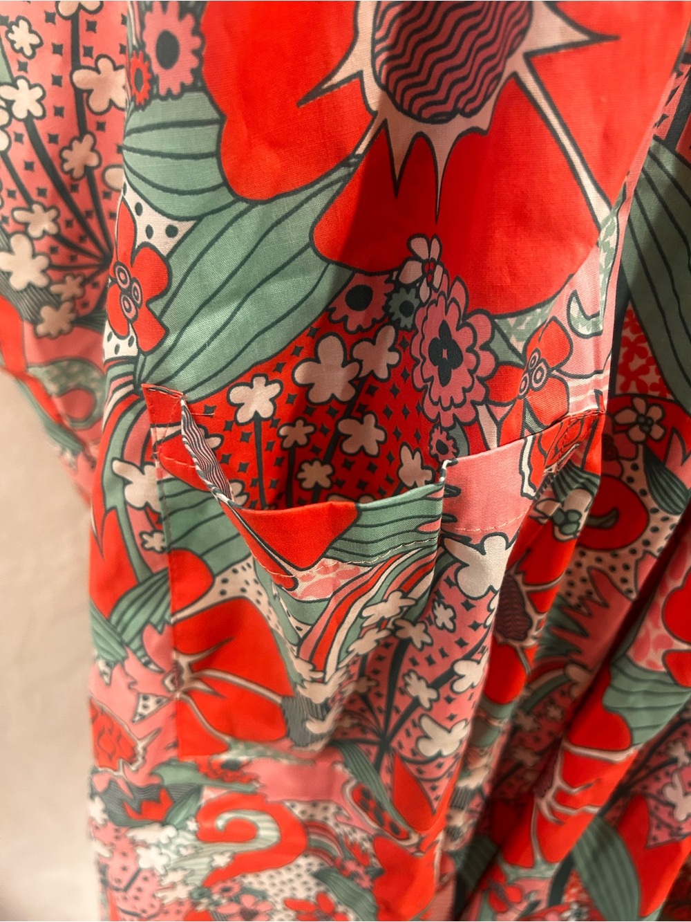Vintage Inspired Floral Kaftan Mumu in Coral & Mint - Picture 4 of 7